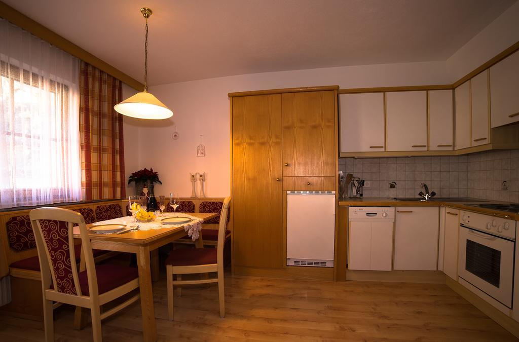 Alberts Bellevue Appartements Nauders Pokój zdjęcie