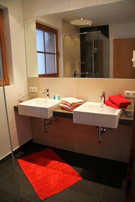 Alberts Bellevue Appartements Nauders Pokój zdjęcie